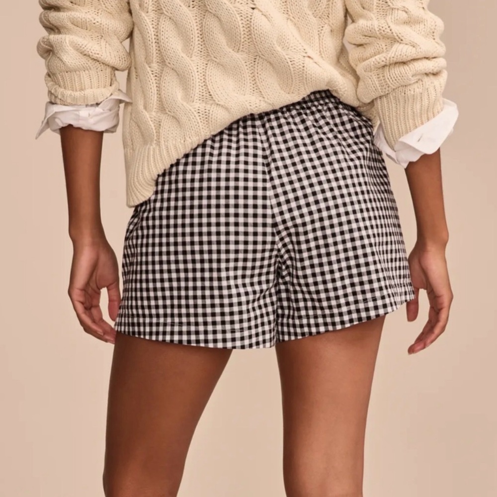Amazon Essentials Women's Checkered Black and White Shorts